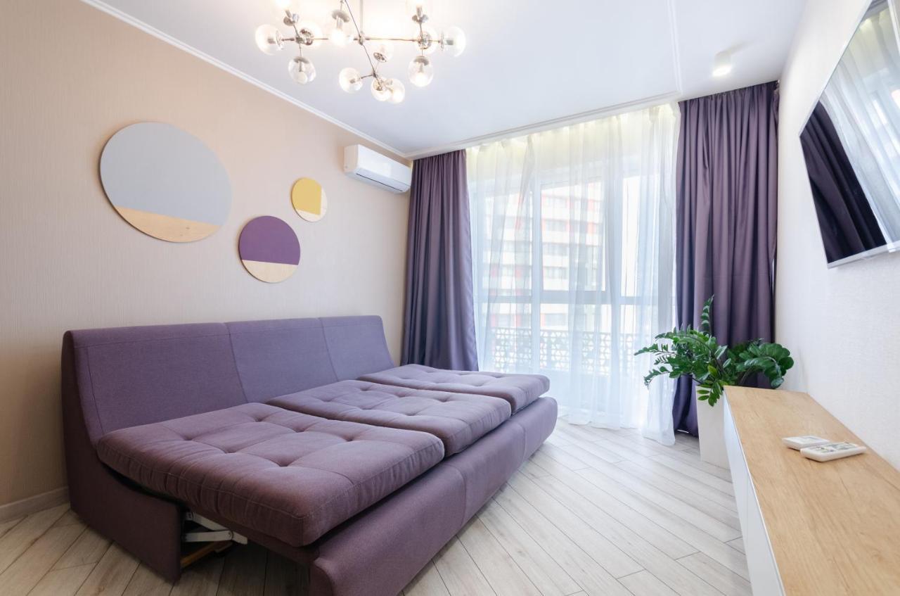 Petrovdom 41B-59B-90B-77B Stunning City View Apartments At Rc Kvartet, Central Railway Station Kyiv Exterior foto
