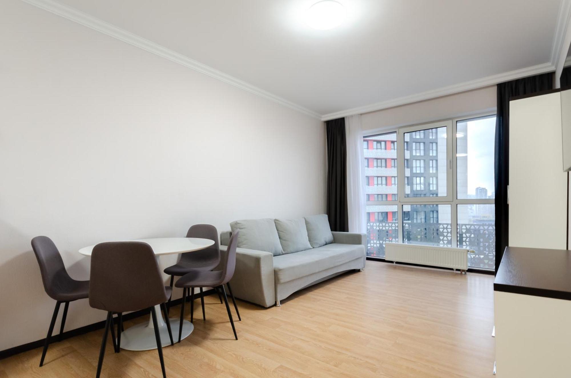 Petrovdom 41B-59B-90B-77B Stunning City View Apartments At Rc Kvartet, Central Railway Station Kyiv Exterior foto