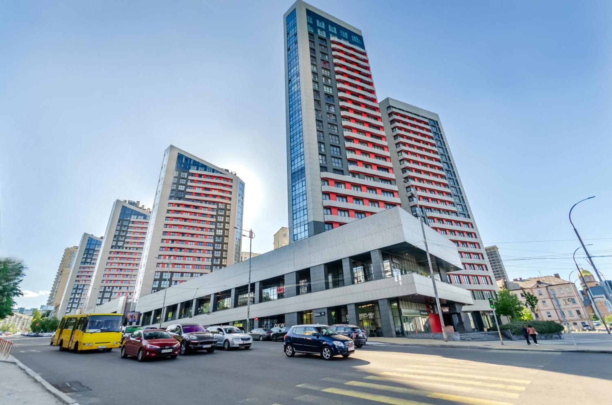 Petrovdom 41B-59B-90B-77B Stunning City View Apartments At Rc Kvartet, Central Railway Station Kyiv Exterior foto