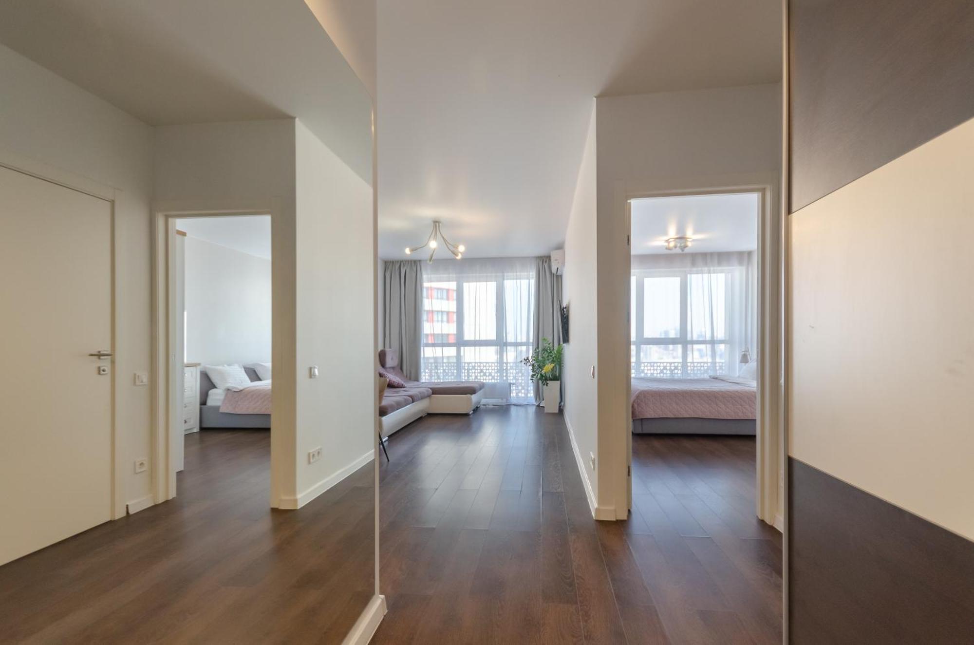 Petrovdom 41B-59B-90B-77B Stunning City View Apartments At Rc Kvartet, Central Railway Station Kyiv Exterior foto